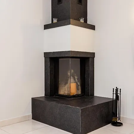 Spacious 3-bedroom With Wifi, Ac In Charming Kalamaria - Mountain View * Thessalonique