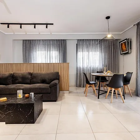 Spacious 3-bedroom With Wifi, Ac In Charming Kalamaria - Mountain View Appartement Thessalonique
